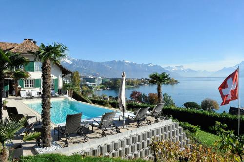 Corseaux Beach rooms Riviera Beach apartments — 4-Star Luxury Hotel in Vevey, Switzerland