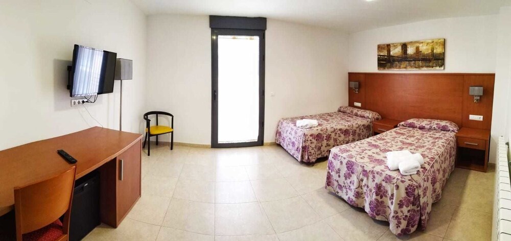 Ramiro - carbon neutral hotel in Cedrillas