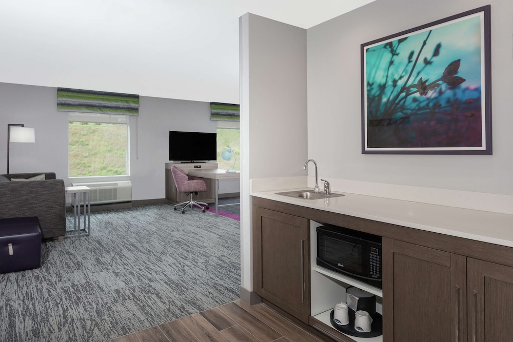 Hampton Inn & Suites Rocky Hill Hartford South - photo 31
