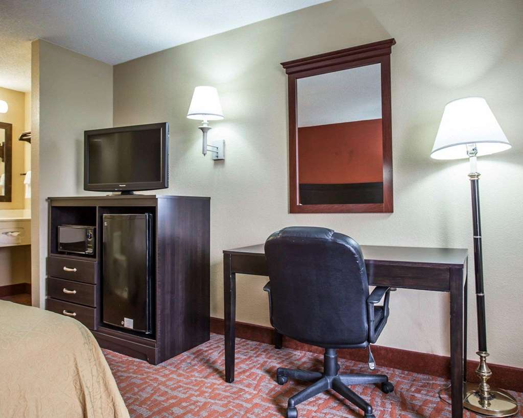 Quality Inn & Suites Monroe - photo 17