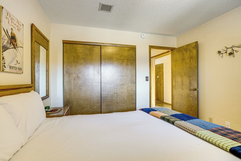 6 Mi to Winter Park Resort Fraser Condo with Pool - photo 18