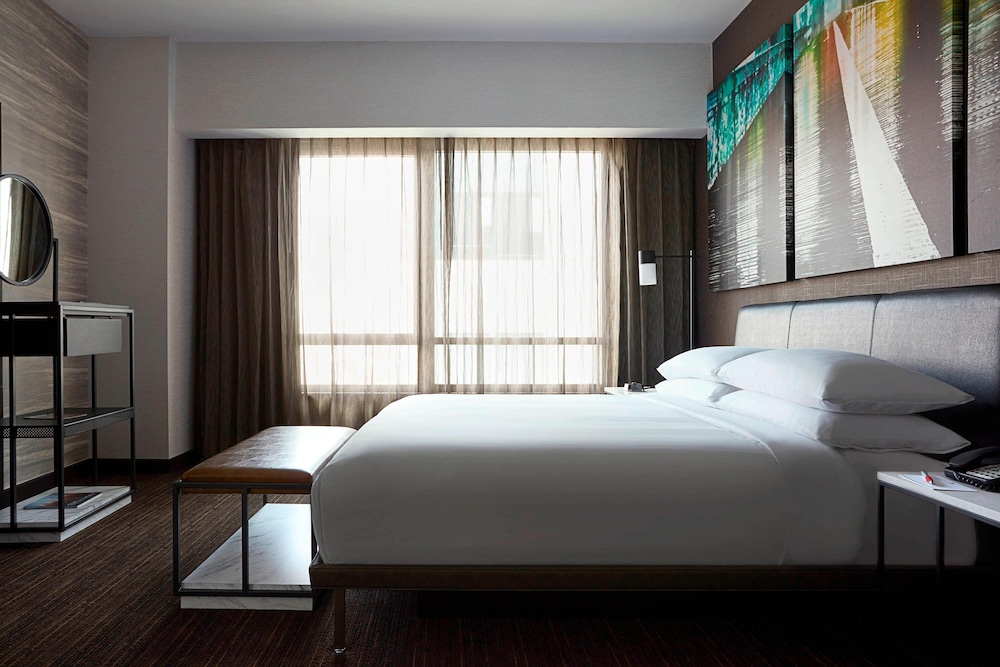New York Marriott at the Brooklyn Bridge - photo 15