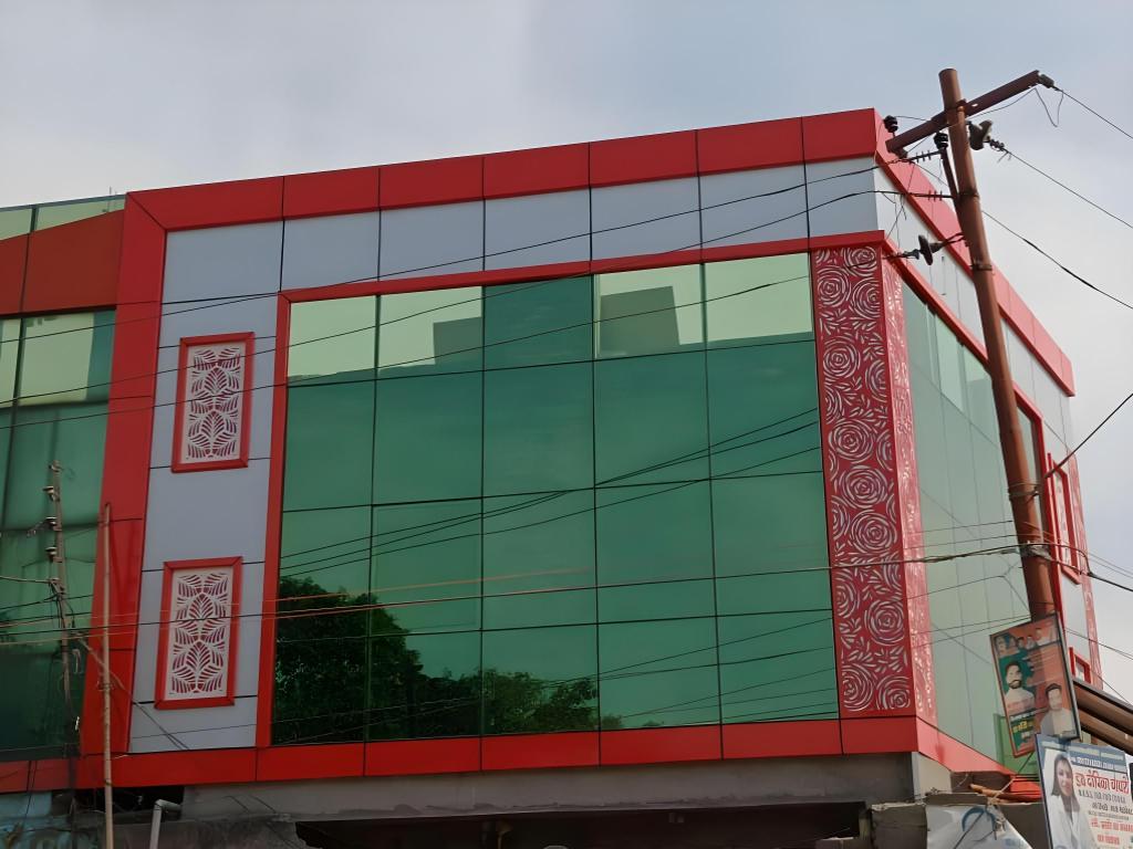 Hotel Alveera in Bijnor, India