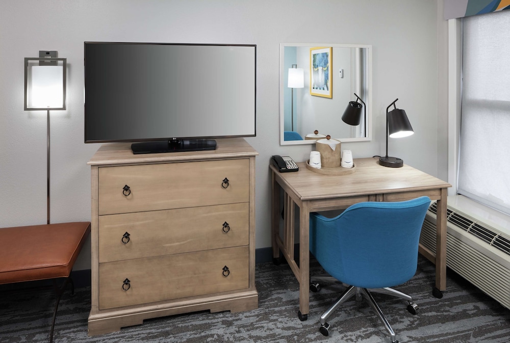 Hampton Inn Austin Round Rock - photo 16