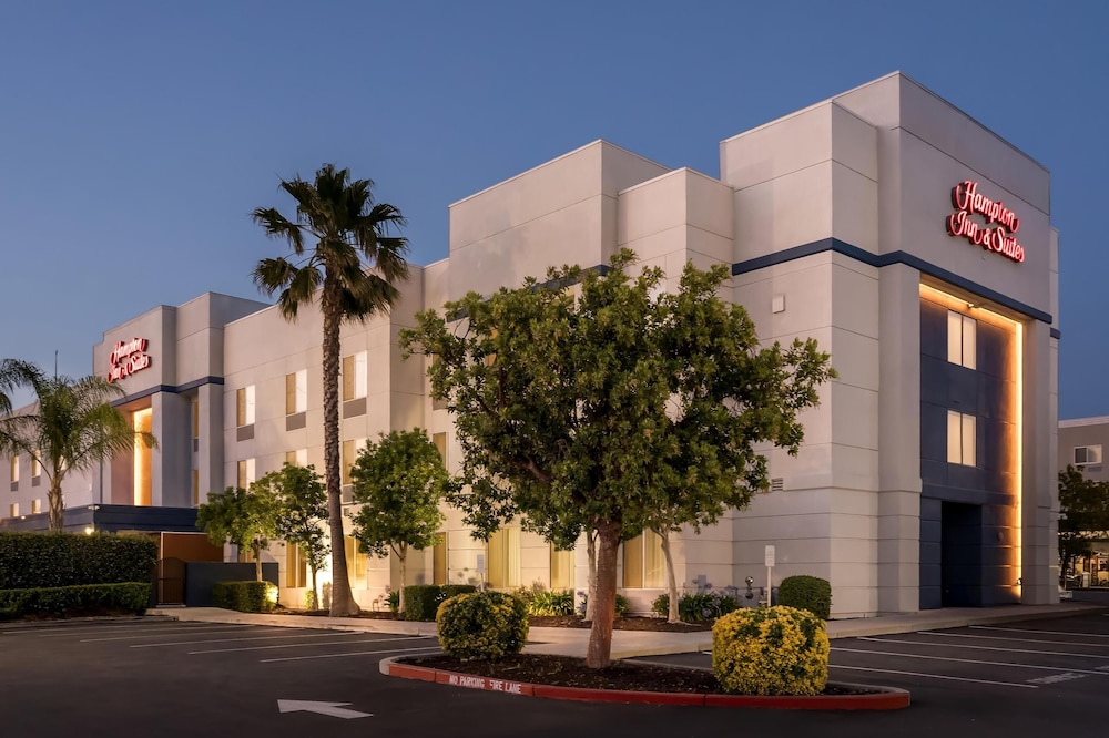 Hampton Inn & Suites Lathrop - photo 62