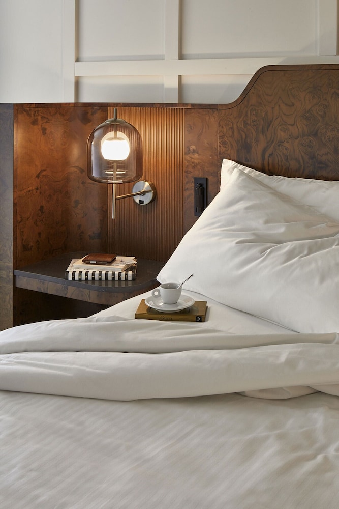 Hotel Brookmere & Arbor Spa - photo 19