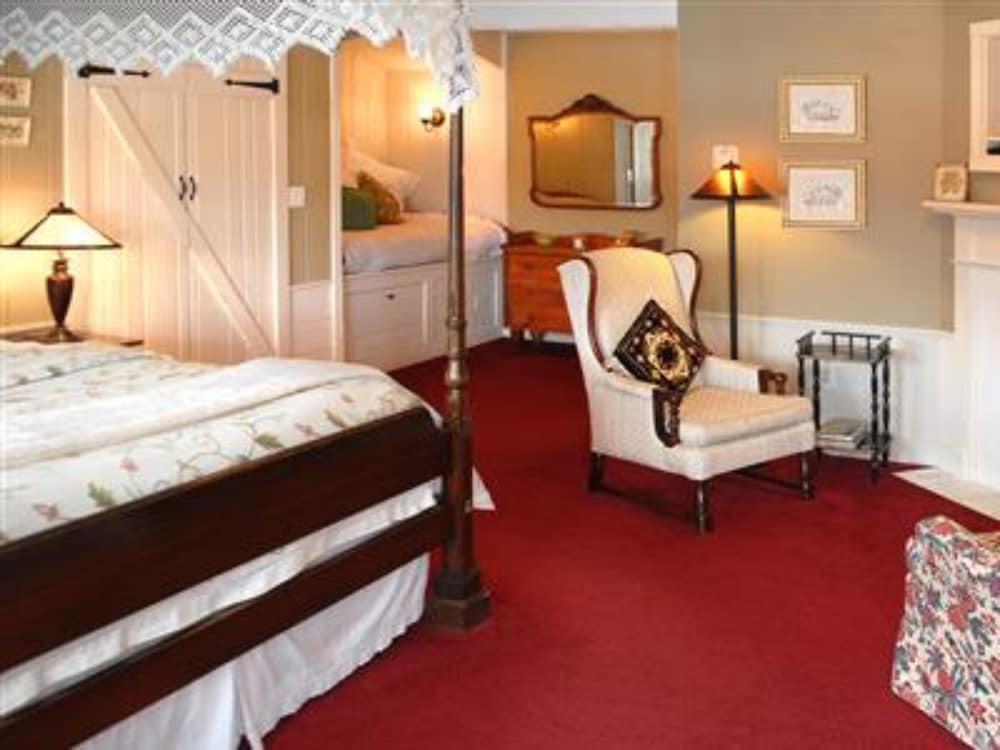 Deerhill Inn - photo 40