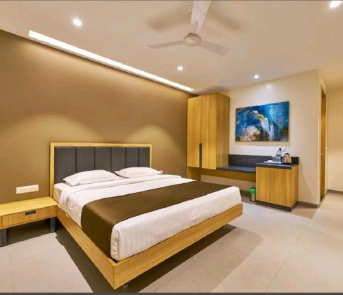 Hotel Elite Inn - carbon neutral hotel in Kolhapur