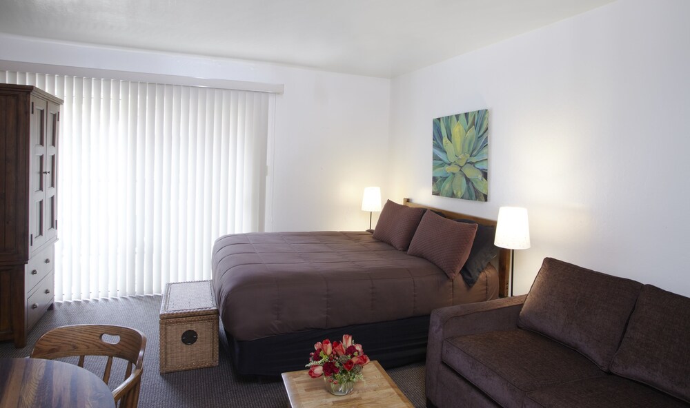 Donner Lake Village Resort - photo 10