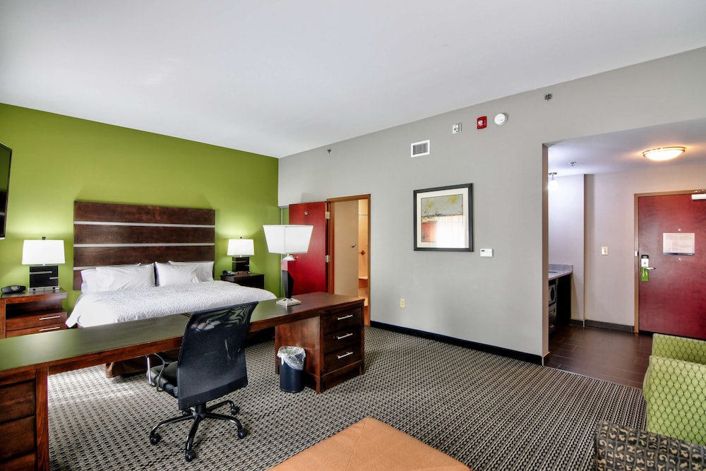 Hampton Inn Foley - photo 41