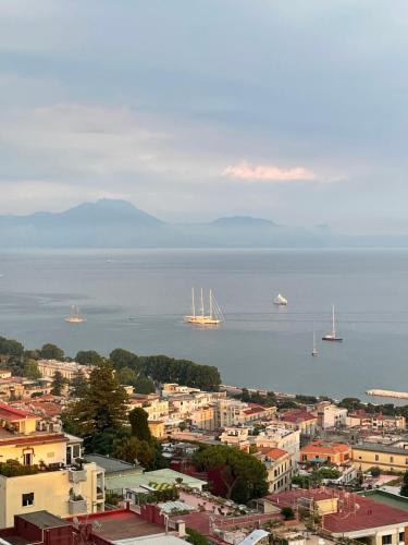 Attico Paradiso — 4-Star Luxury Hotel in Naples, Italy