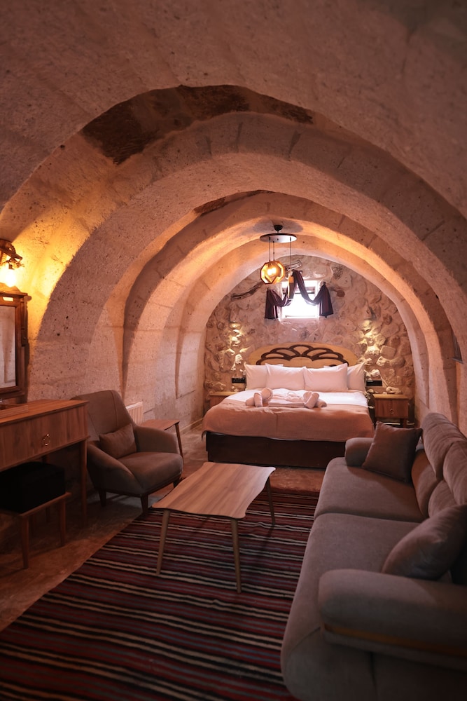 Stone Owl Hotel - last minute hotel in Nevsehir
