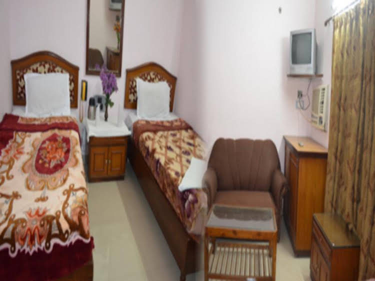Hotel Prince — Buddh Gaya — photo 3