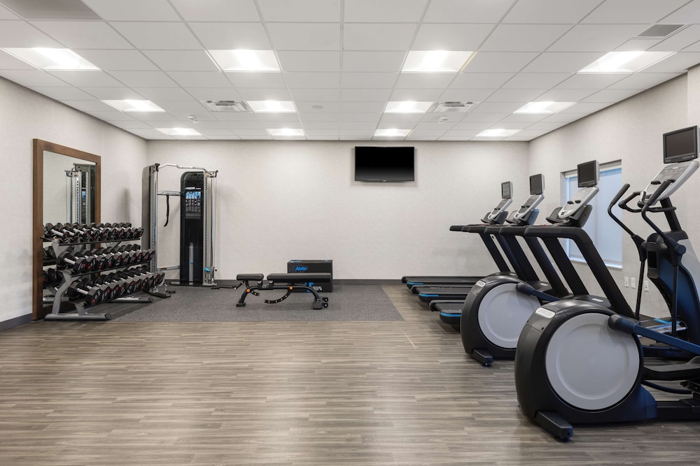 Hampton Inn Circleville - photo 27