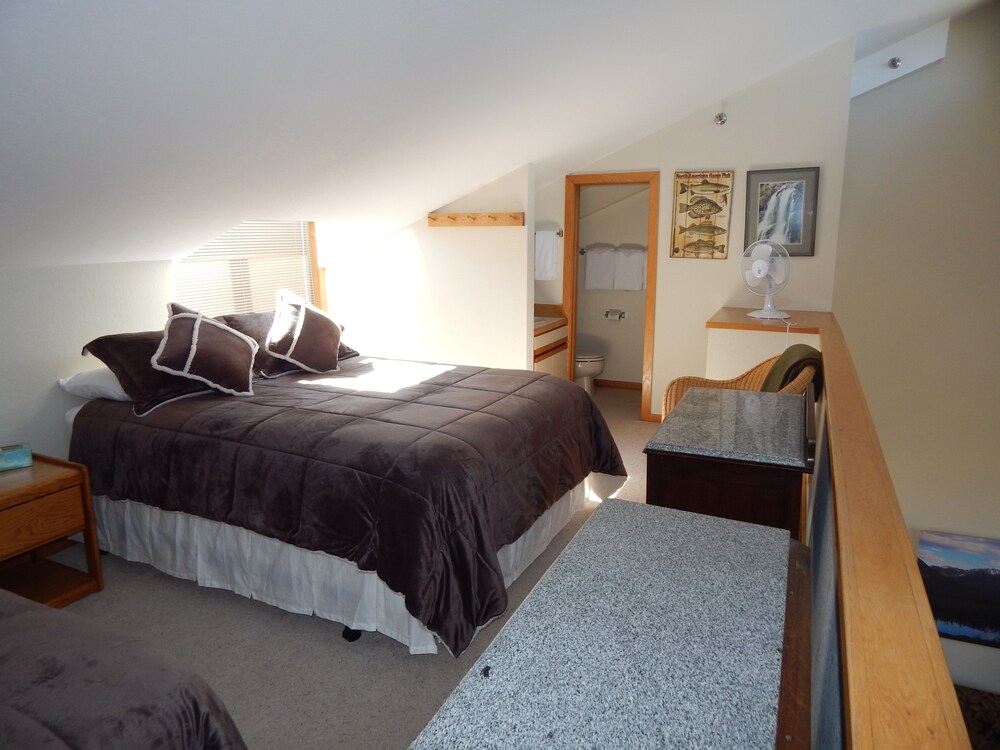 Crestview Place - photo 7