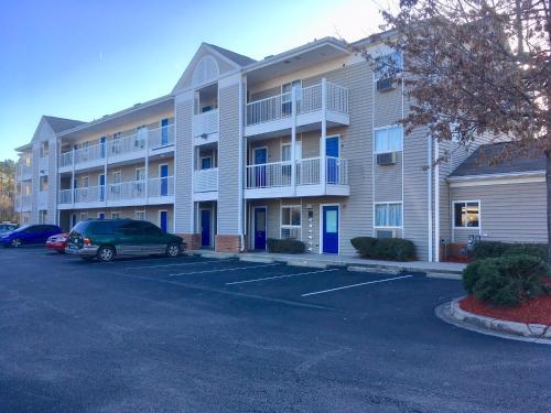 InTown Suites Extended Stay North Charleston SC Ashley Phosphate - photo 16
