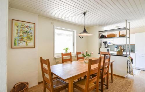 Awesome Home In Hjälteby With Wifi — Elloes — photo 4