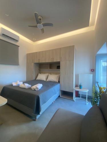 Serendipity Living Studio — 4-Star Luxury Hotel in Kythira, Greece