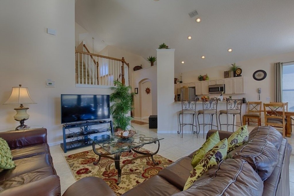 Resort 5 Bed Private Pool & Spa Game Room Home 5 Bedroom Villa by RedAwning - featured photo