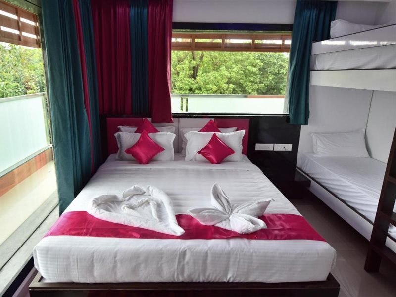 Rainbow Resort — Diu — photo 5