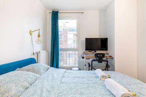 GuestReady Chic Apt Near Passerelle Bichat — 4-Star Luxury Hotel in Paris, France