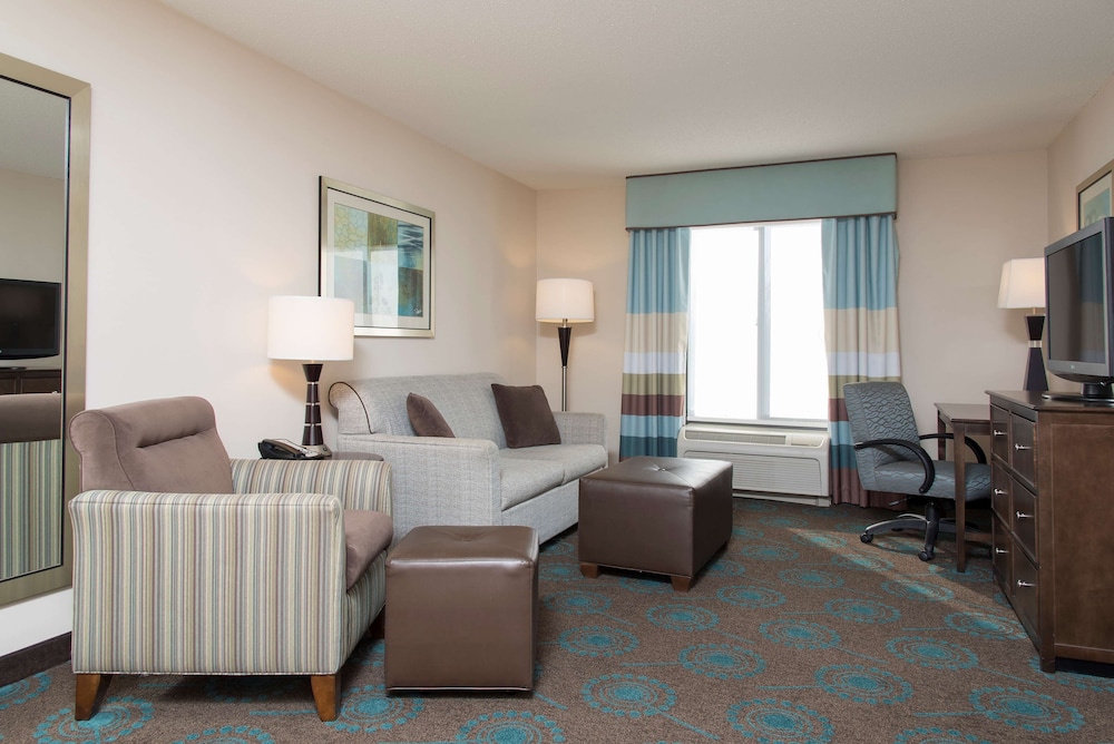 Hampton Inn and Suites Kokomo - photo 8