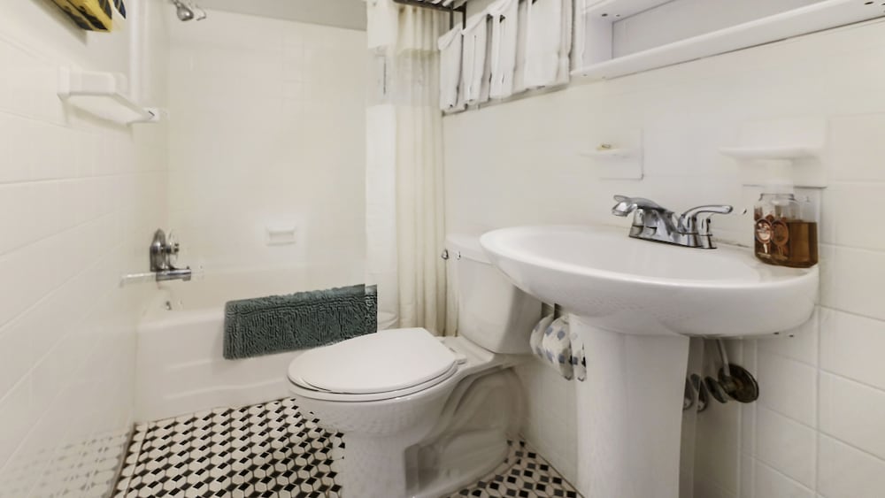 Coconut Inn - photo 129