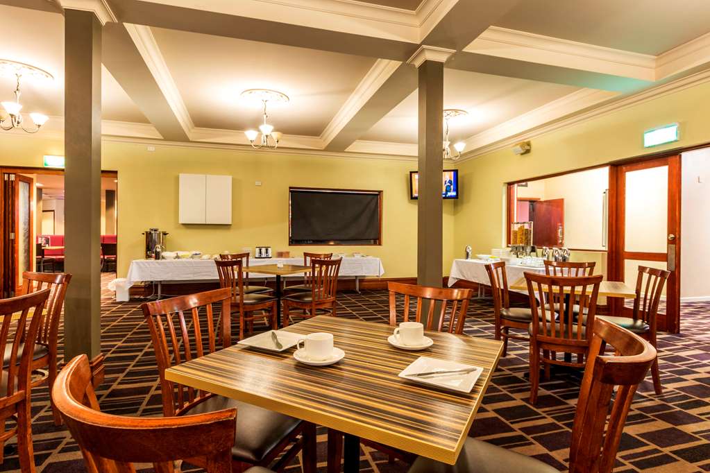 Boomerang Hotel — Lavington — photo 4