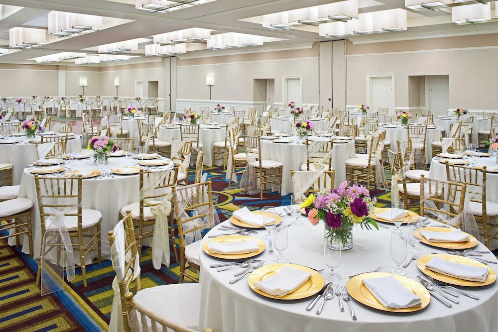 Sheraton Virginia Beach Oceanfront Hotel - photo 5