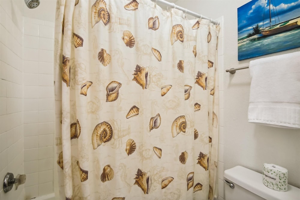 Palms at Cove View 1324 Summer Daze — 4-Star Luxury Hotel in Galveston, United States