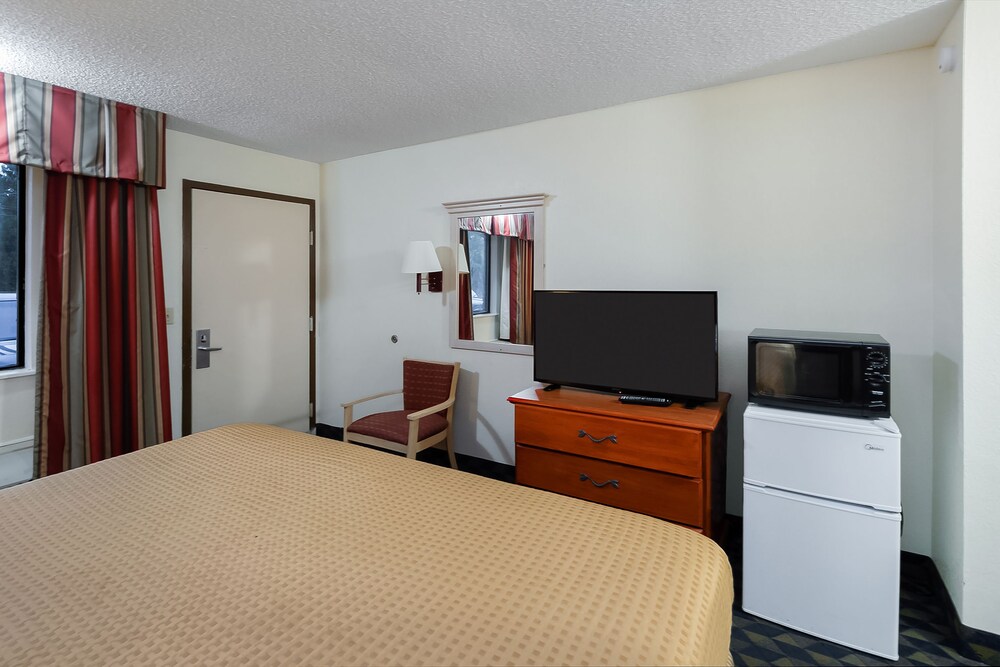Oyo Hotel Manning Sc - photo 6