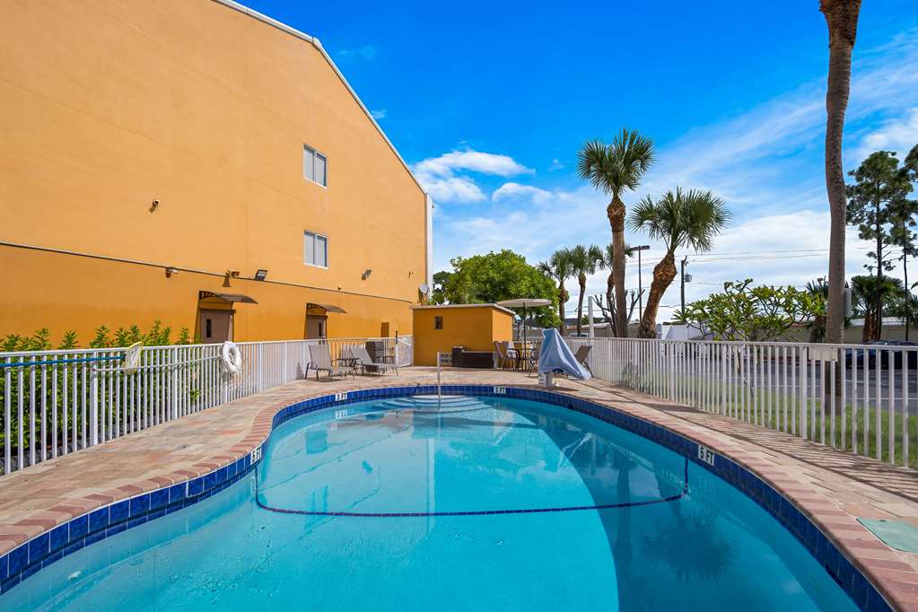 Quality Inn Near Serenoa Golf Club - photo 34