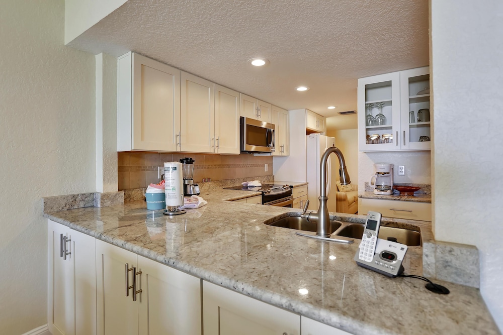 Land's End 6 303 Beach Front Premier - photo 7