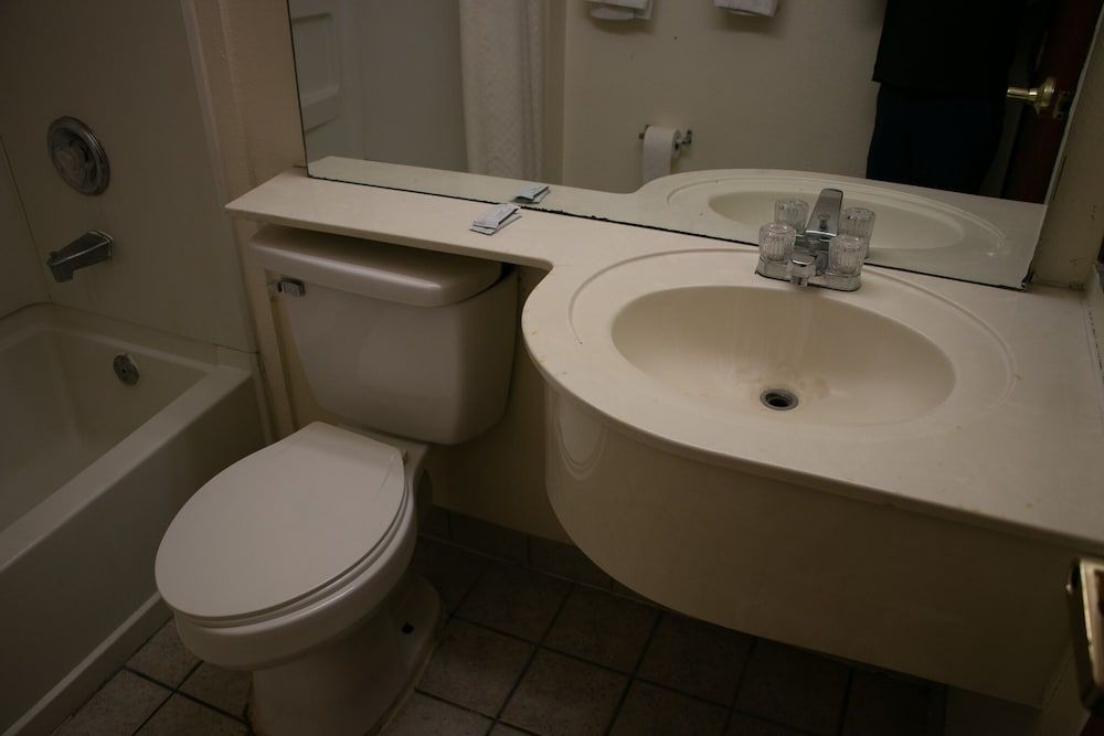 Classic Inn - photo 17