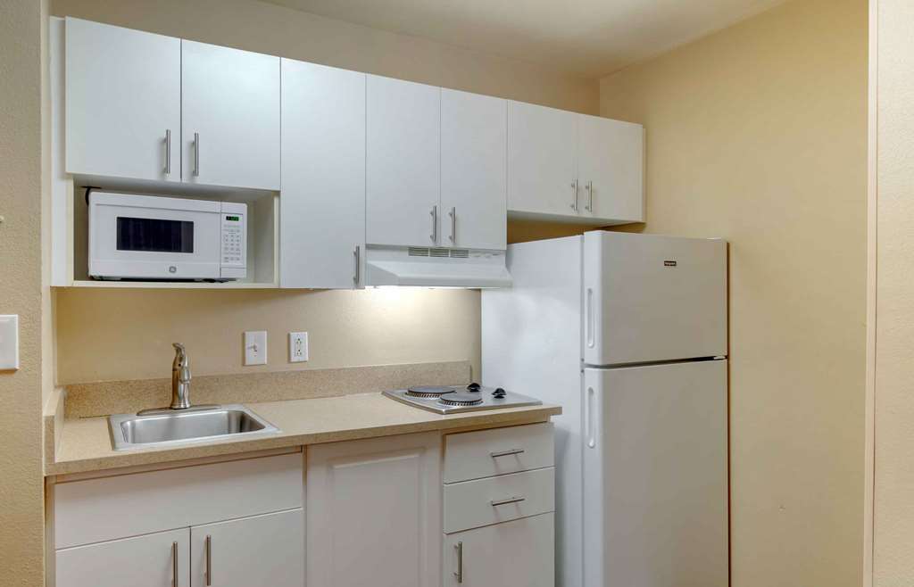 Extended Stay America Select Suites Atlanta Buckhead - photo 16