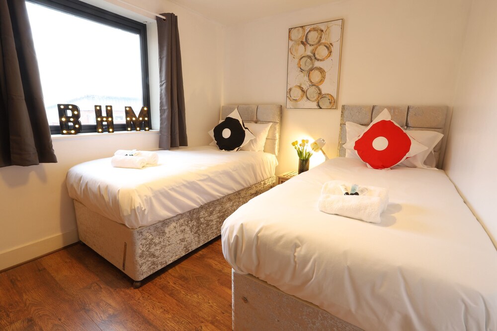 ICC Arena Fiveways Central Apartment — 4-Star Luxury Hotel in Birmingham, United Kingdom