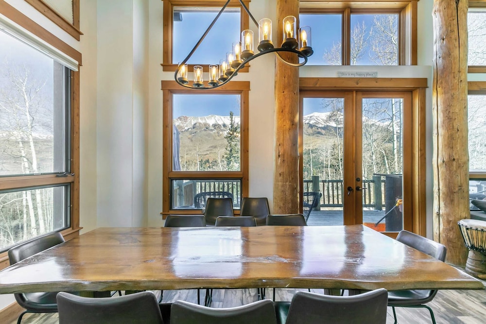 Adams Ranch Retreat by Avantstay Free Shuttle 2 Mountain Village & Telluride Ski Resort - photo 9