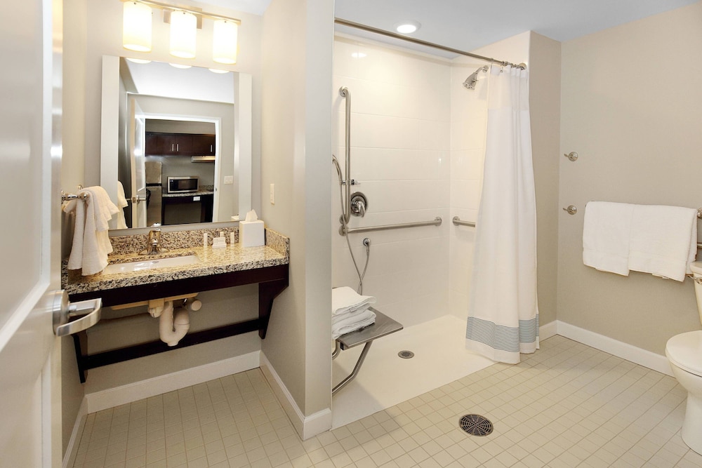 TownePlace Suites Grove City Mercer Outlets - photo 18