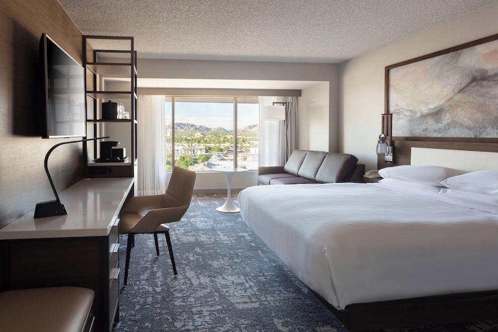 Marriott Phoenix Airport - photo 13