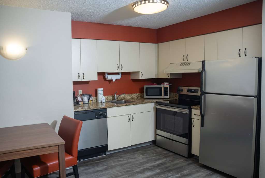 Hawthorn Suites BY Wyndham Erie - photo 3