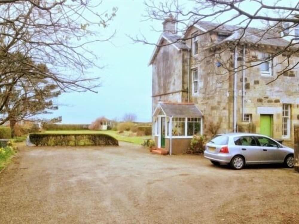 Carlton Seamill B And B 4705302 — West Kilbride