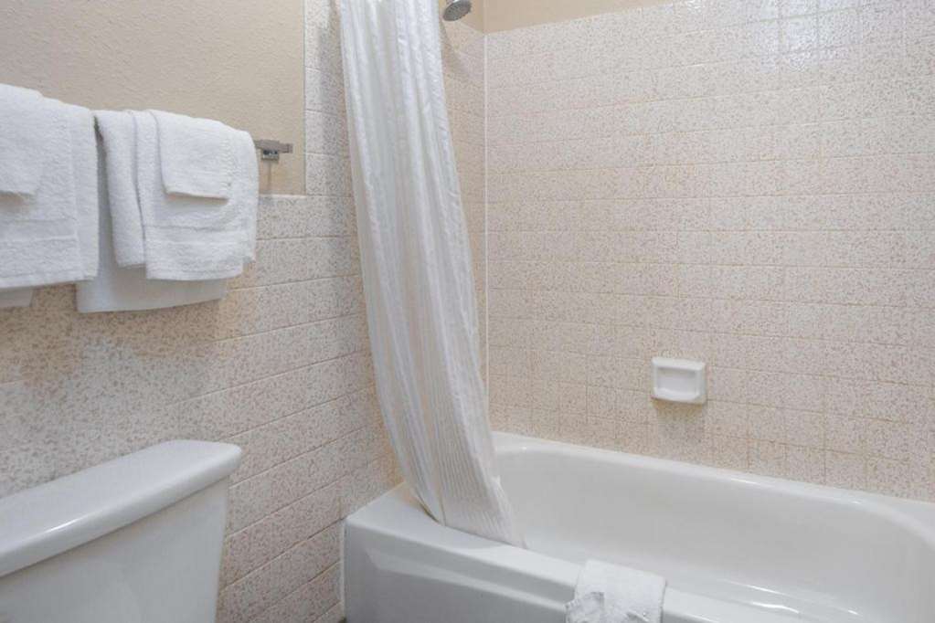 SureStay Hotel by Best Western Fairfield Napa Valley - photo 13