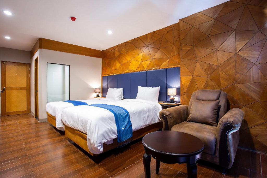 Vince Sakon in Sakon Nakhon, Thailand