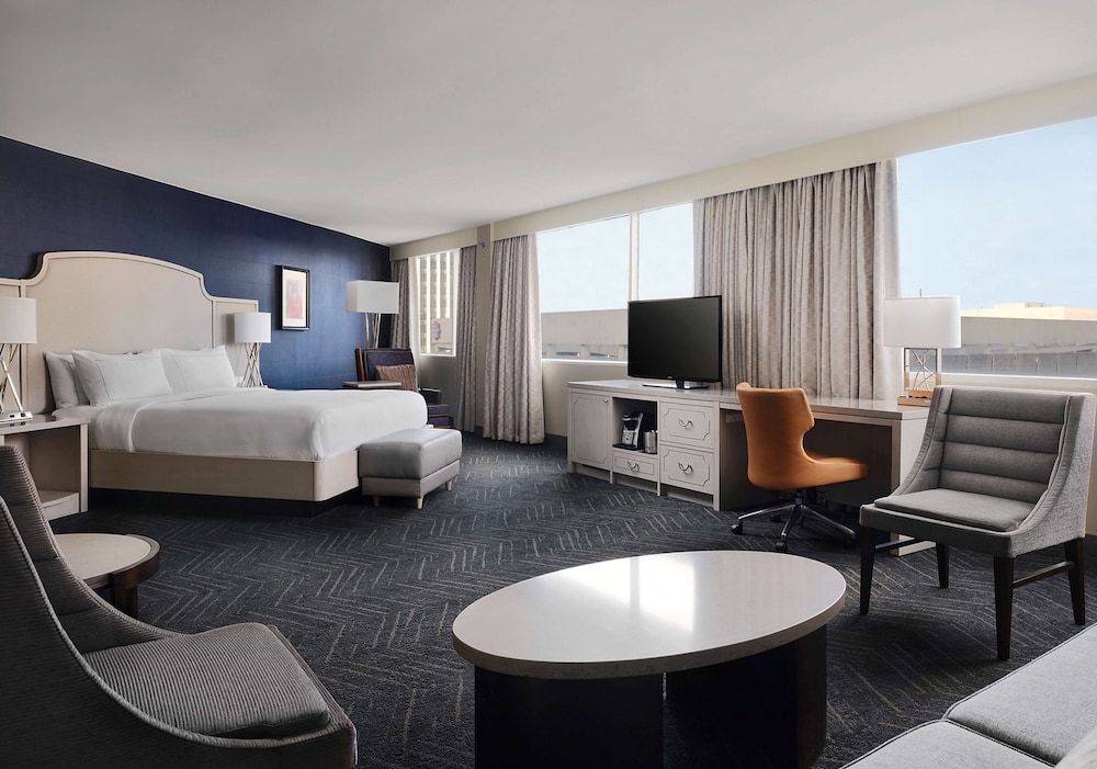 DoubleTree by Hilton Hotel Nashville Downtown - photo 28