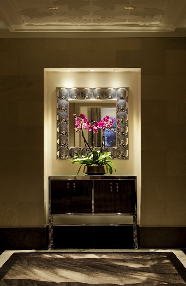 Loews Regency New York Hotel - photo 9