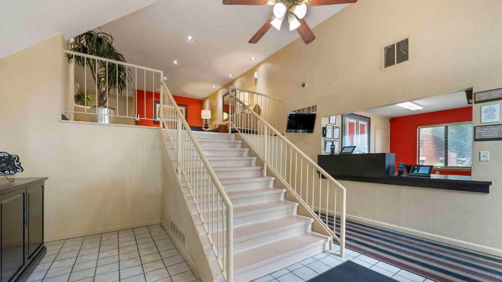 Studio 6 Extended Stay Fairfield OH Cincinnati - photo 6