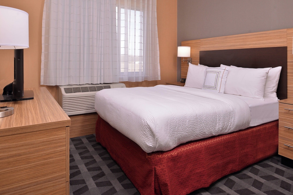 TownePlace Suites by Marriott St. Louis Chesterfield - photo 21