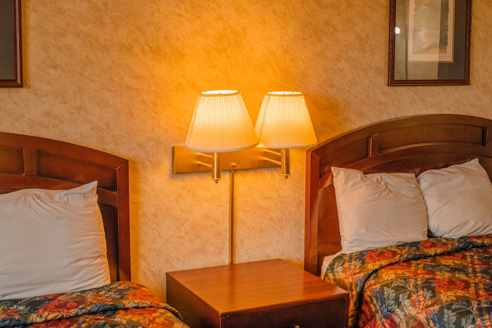 Colfax Inn - photo 22