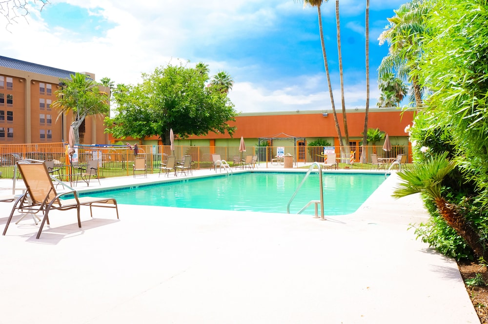 Glh Hotel - photo 14
