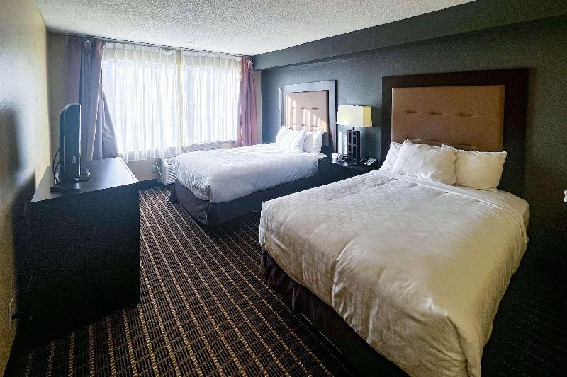 Days Inn by Wyndham Muskegon - photo 37